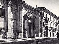Manfredonia. S. Pietro Celestino. Chiesa e Convento. Facciata